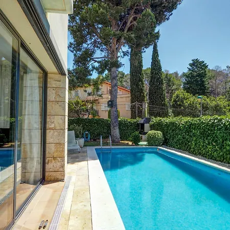Sunset House By Hello Homes סיטגס