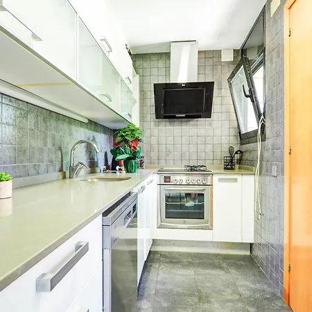 וילה Sunset House By Hello Homes סיטגס